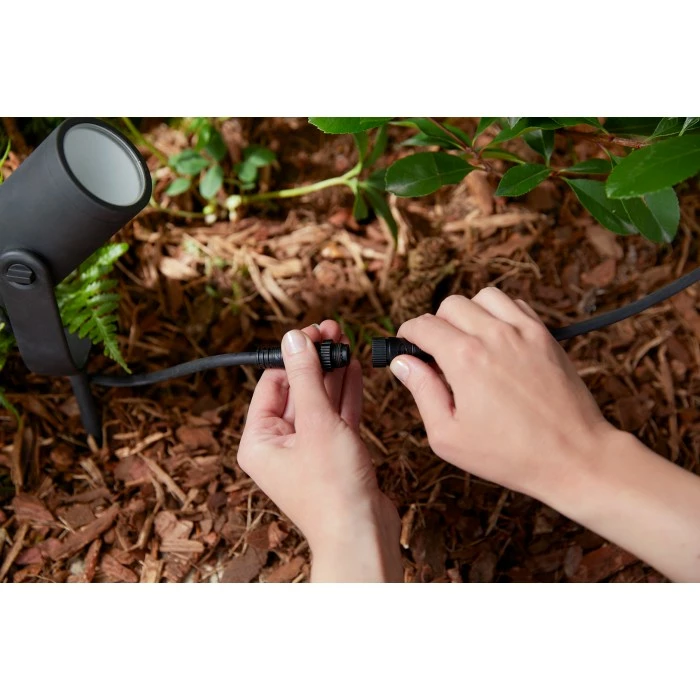 Philips Leuchten Philips Hue Lily Gartenspot, 3er Basis-Set LED Schwarz, 1-flammig, Farbwechsler 22 Philips Leuchten Philips Hue Lily Gartenspot, 3er Basis-Set LED Schwarz, 1-flammig, Farbwechsler – Bild 22