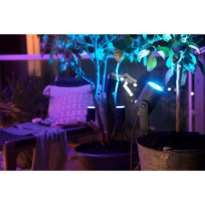 Philips Leuchten Philips Hue Lily Gartenspot, 3er Basis-Set LED Schwarz, 1-flammig, Farbwechsler 10 Philips Leuchten Philips Hue Lily Gartenspot, 3er Basis-Set LED Schwarz, 1-flammig, Farbwechsler – Bild 10