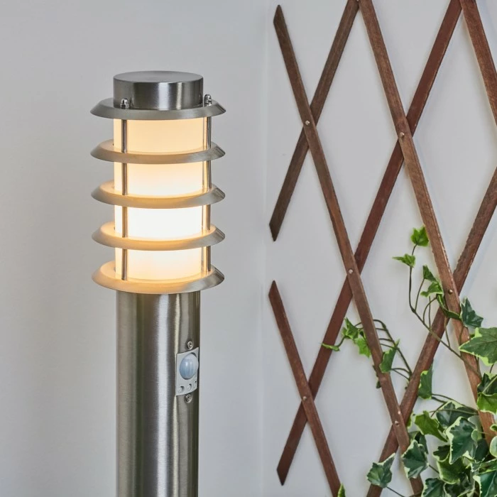 Hofstein Tunes Wegeleuchte Nickel-Matt, 1-flammig, Bewegungsmelder 9 Hofstein Tunes Wegeleuchte Nickel-Matt, 1-flammig, Bewegungsmelder – Bild 9